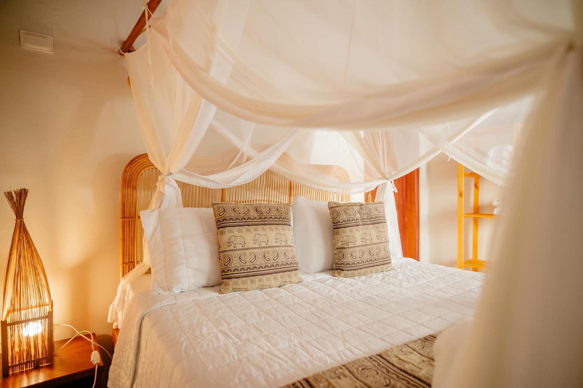 Pousada Villa Taina - Arraial D'Ajuda, Bahia Porto Seguro Ngoại thất bức ảnh